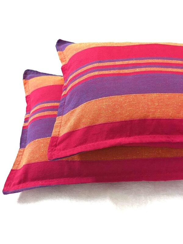 Pure Cotton Cotton Handloom Bedsheet with Pillow Covers - Image 2